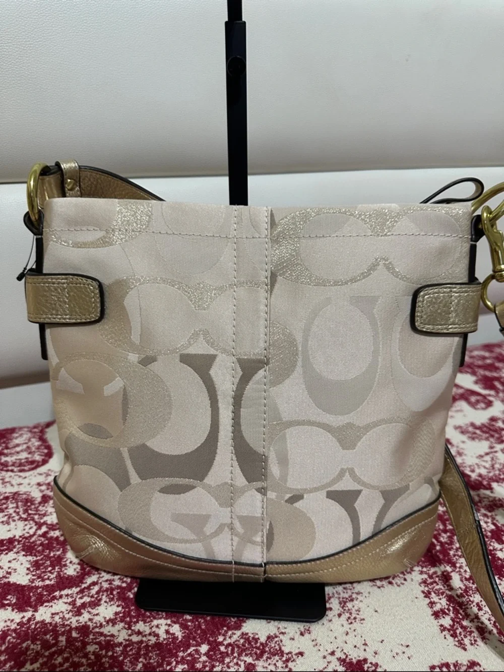 Coach Metallic Gold and Cream Signature Crossbody Shoulder/Crossbody Bag - Picture 4 of 15